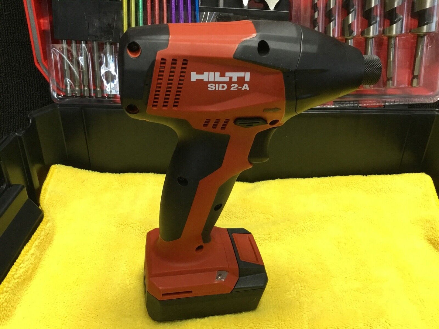 HILTI UD 4 HAMMER DRILL, SID 2-A, SFD 2-A, 2 BATTERIES, ALL NEW, FAST SHIP