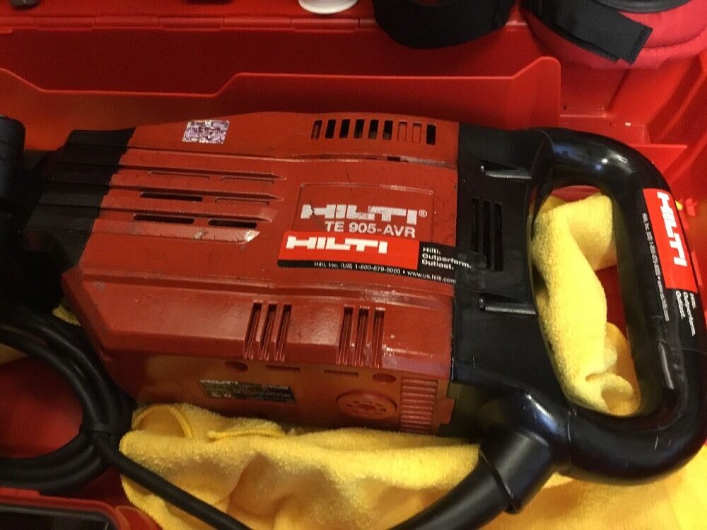 HILTI TE 905 AVR, PREOWNED, FREE LASER METER, CHISELS, PLUS EXTRAS, FAST SHIP