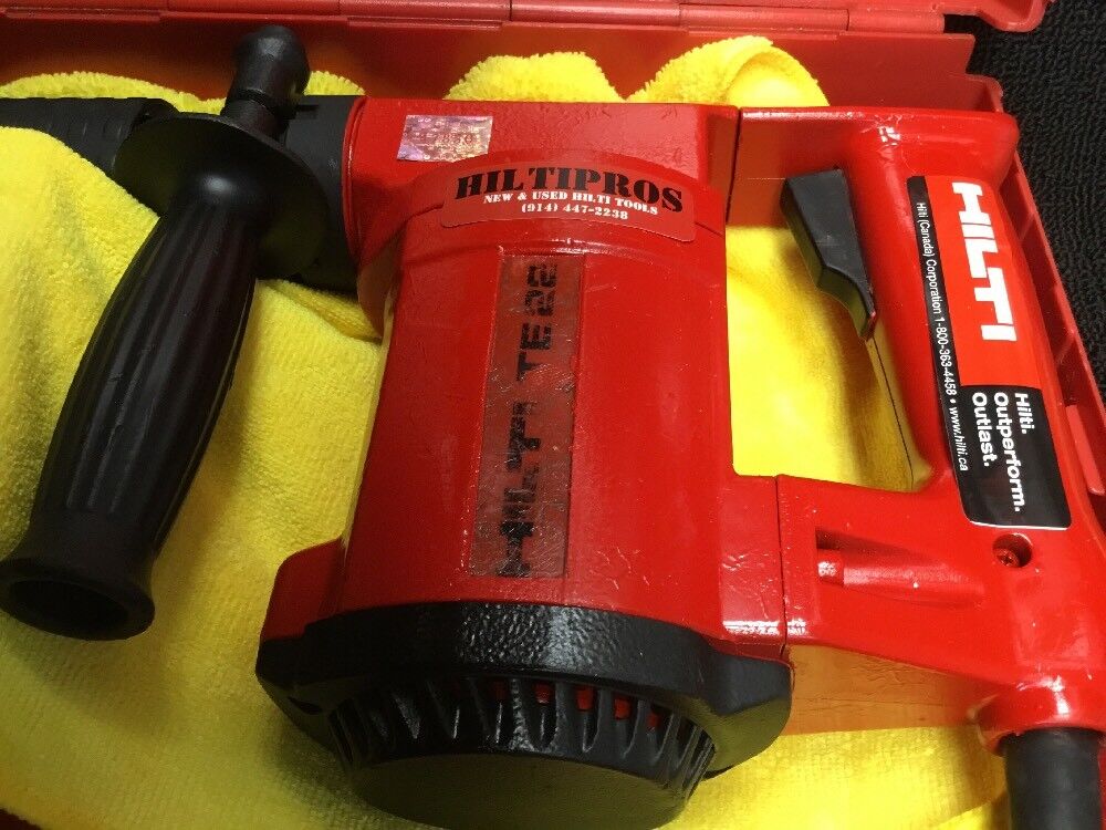 HILTI TE 22 HAMMER DRILL,PREOWNED, FREE SPEAKER,  EXTRAS,