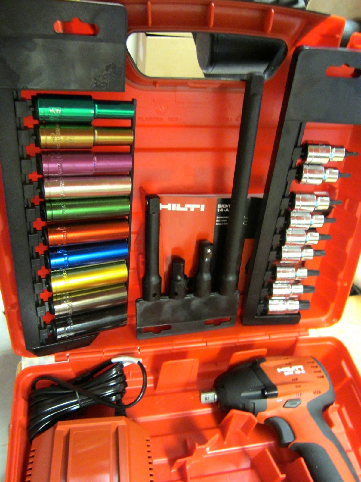 HILTI SIW 18-A IMPACT WRENCH KIT, BRAND NEW, FREE SOCKETS SET& EXTRAS