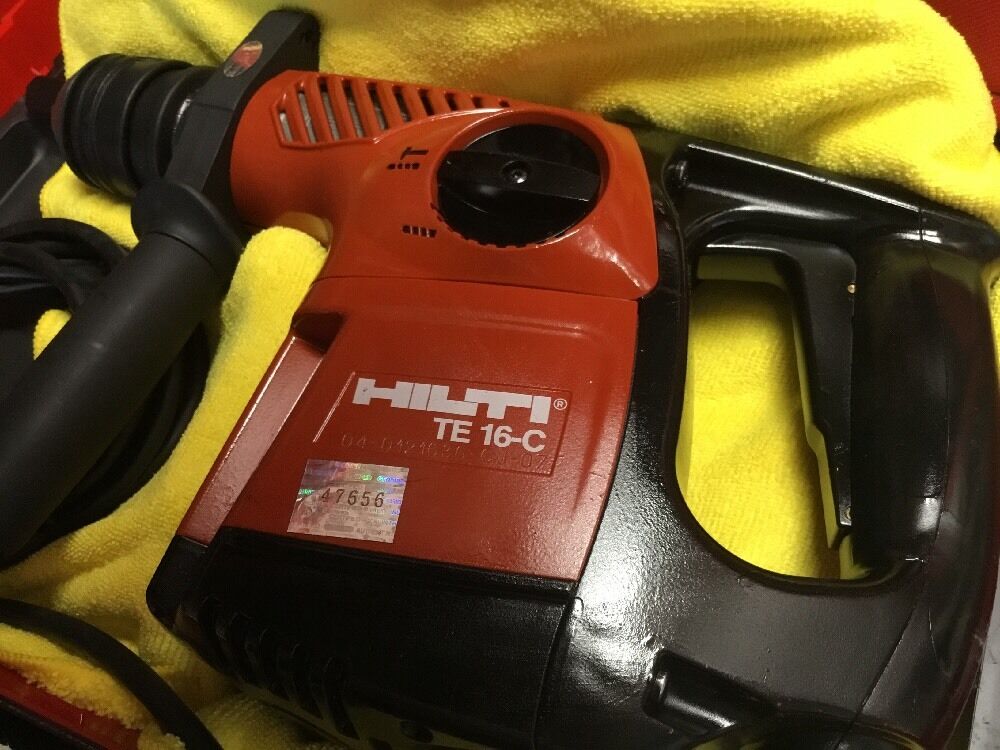 HILTI TE 16-C, GREAT CONDITION, FREE GRINDER, CHISELS, COMPLETE SET