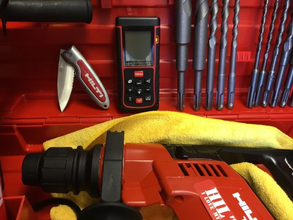 HILTI TE 5 PREOWNED, LOADED, FREE EXTRAS, DURABLE