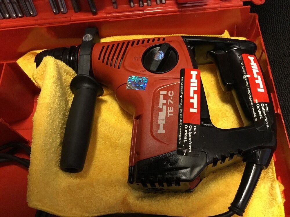 HILTI TE 7-C, PREOWNED, FREE LASER METER, BITS,  CHISEL, LOT OF EXTRA