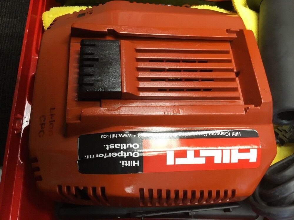 HILTI TE 30-A36 HAMMER DRILL, PREOWNED, FREE SID 2-A, BITS, EXTRAS