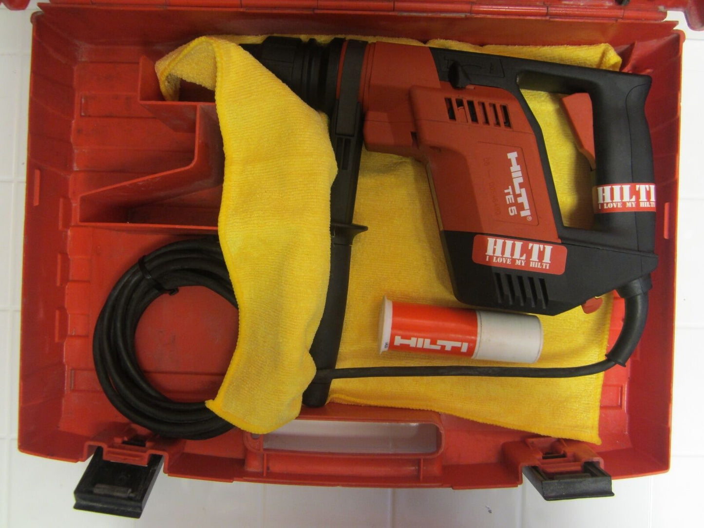 HILTI TE 5, MINT CONDITION, FREE BITS, HILTI HAT, EXTRAS