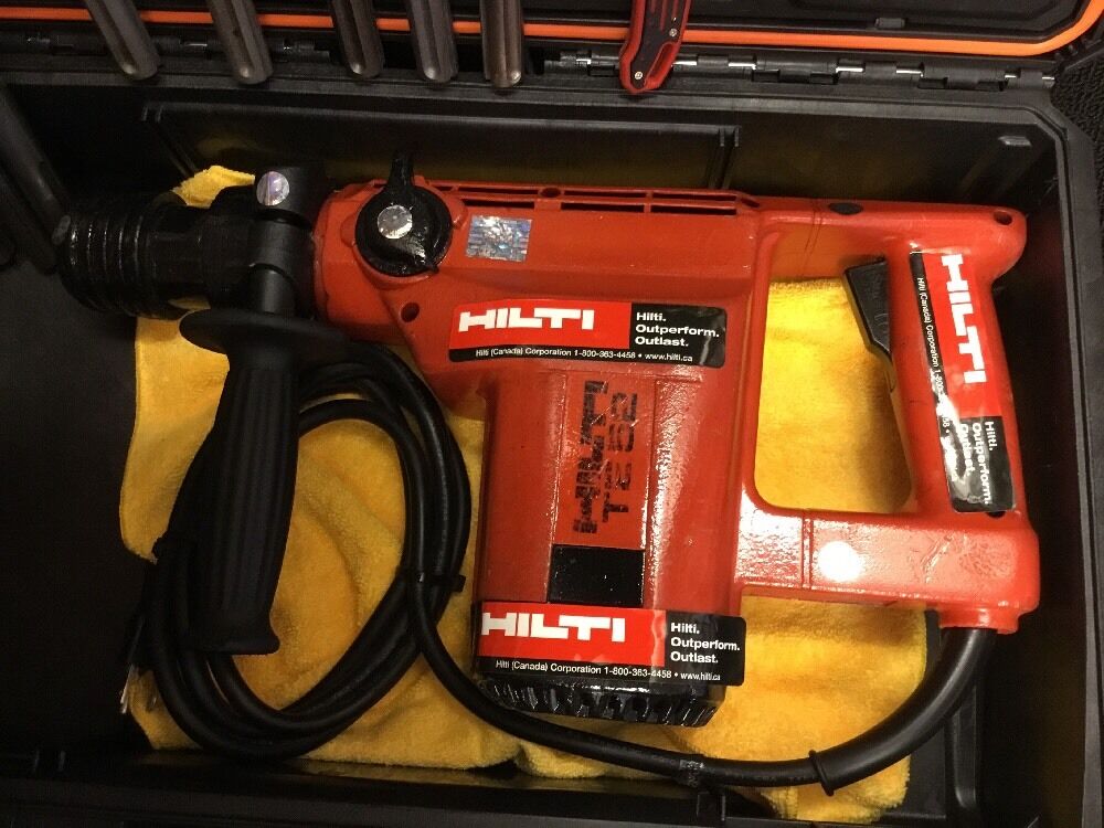 HILTI TE 52 PREOWNED, FREE ANGLE GRINDER, BITS AND CHISELS, FAST SHIP