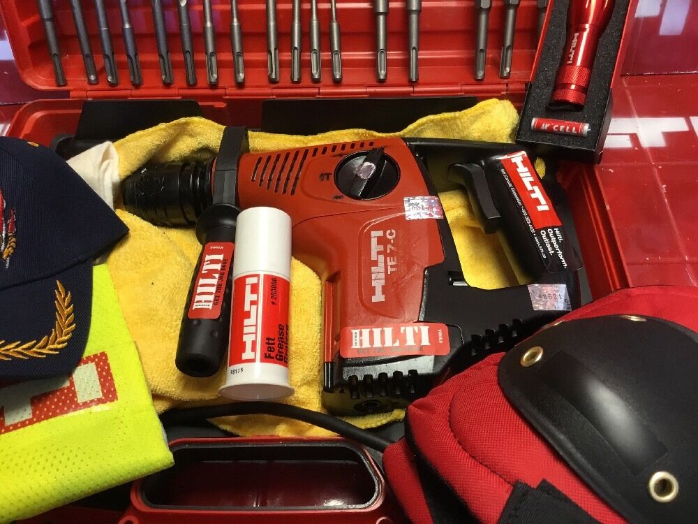 HILTI TE 7-C HAMMER DRILL, GREAT, FREE EXTRAS, STRONG