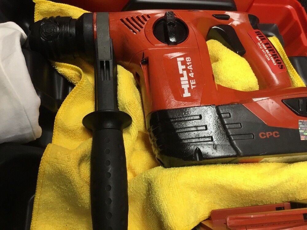 HILTI TE 4-A18 HAMMER DRILL, PREOWNED, FREE TABLET,  EXTRAS