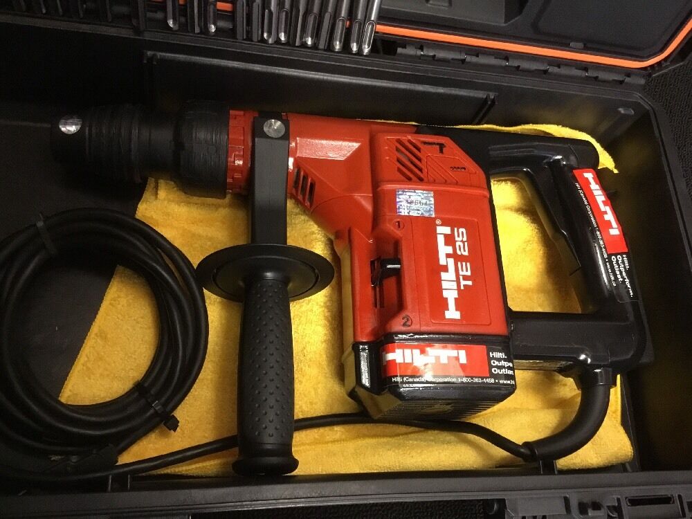 HILTI TE 25, PREOWNED, FREE THERMO, DRILL BITS, A LOT OF EXTRAS