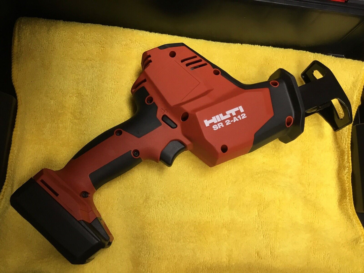 HILTI UD 4 HAMMER DRILL, SR 2-A12 Recip saw, 2 BATTERIES, ALL NEW, FAST SHIP