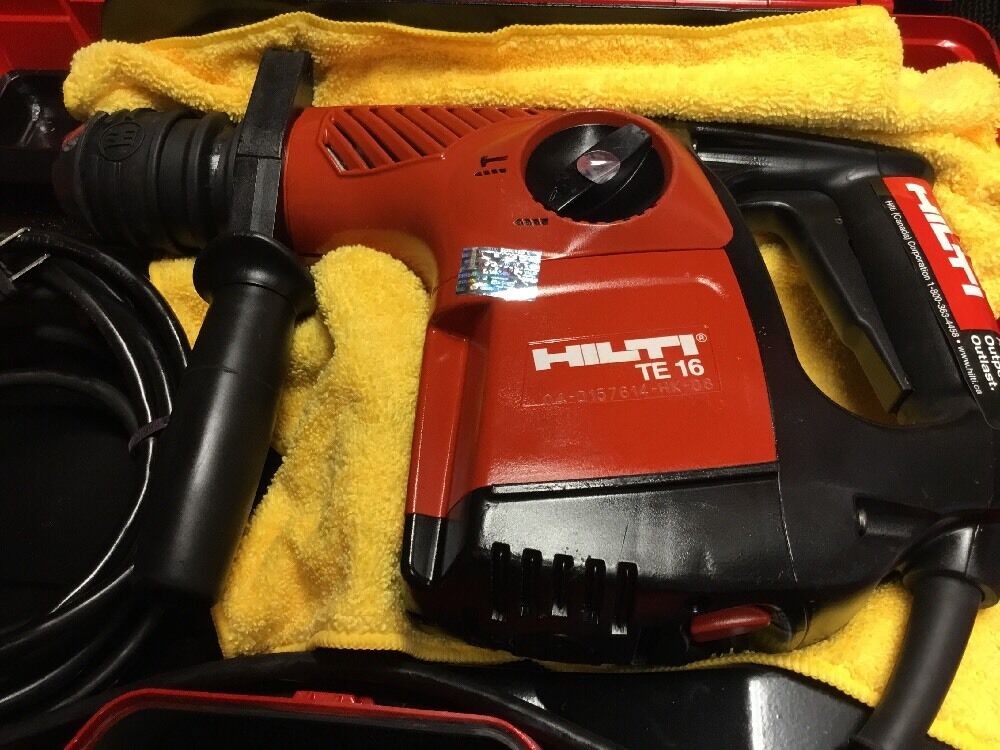 HILTI TE 16 HAMMER DRILL, PREOWNED, FREE TABLET, BITS, EXTRAS