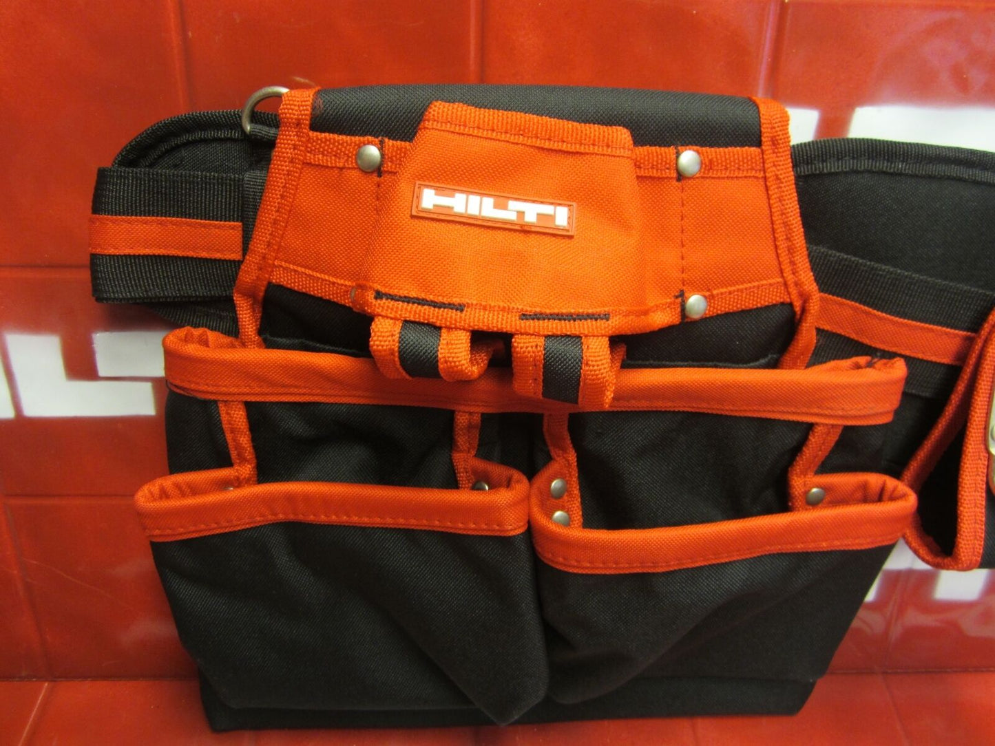 HILTI TOOL BELT , HEAVY DUTY , WATER RESISTENT ,FREE EXTRAS, L@@K  , FAST SHIP