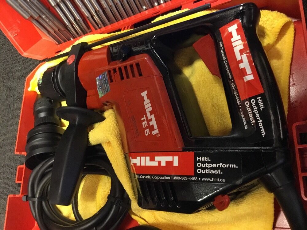 HILTI TE 5 PREOWNED, FREE TABLET, BITS AND EXTRAS