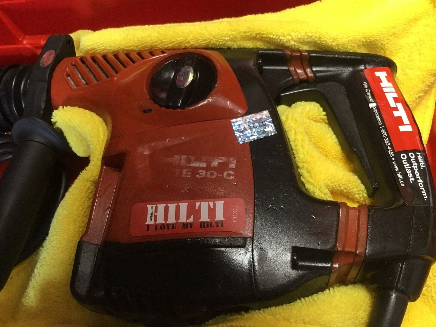 HILTI TE 30-C HAMMER DRILL, PREOWNED, MADE IN GERMANY, FREE GRINDER