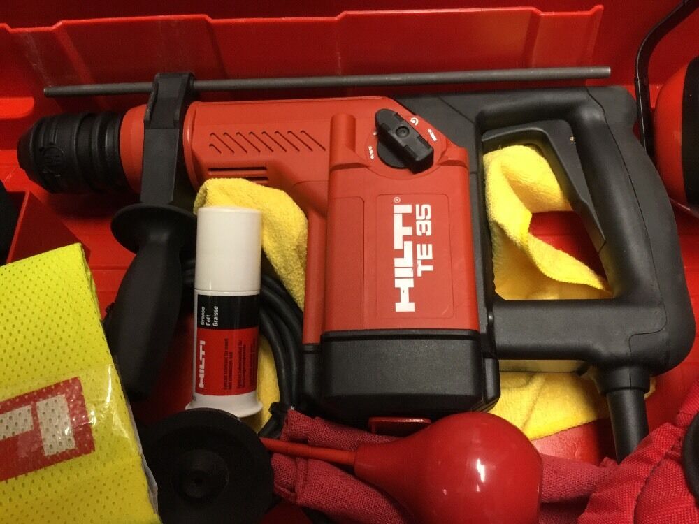 HILTI TE 35 HAMMER DRILL,K, BRAND NEW, VERY STRONG, FREE BITS