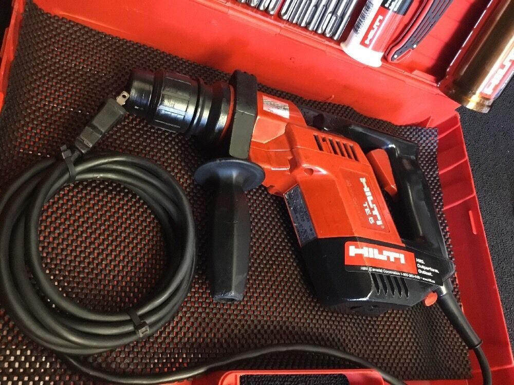 HILTI TE 5 PREOWNED, FREE THERMO, BITS, A LOT OF EXTRA ITEMS