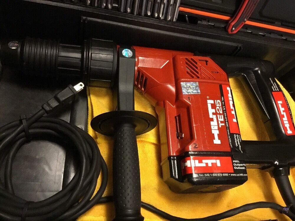 HILTI TE 25, GREAT CONDITION, FREE THERMO, BITS, A LOT OF EXTRA