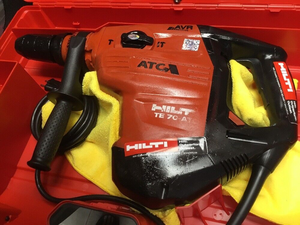 HILTI TE 70 ATC AVR, PREOWNED, FREE KNIFE SET, BITS, CHISELS, EXTRAS