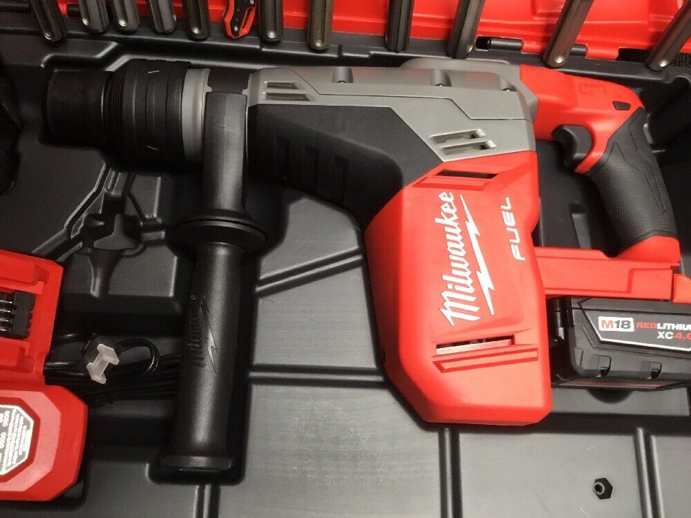 MILWAUKEE CORDLESS HAMMER DRILL, SDS MAX, FREE THERMO, BUNCH EXTRAS, FAST SHIP