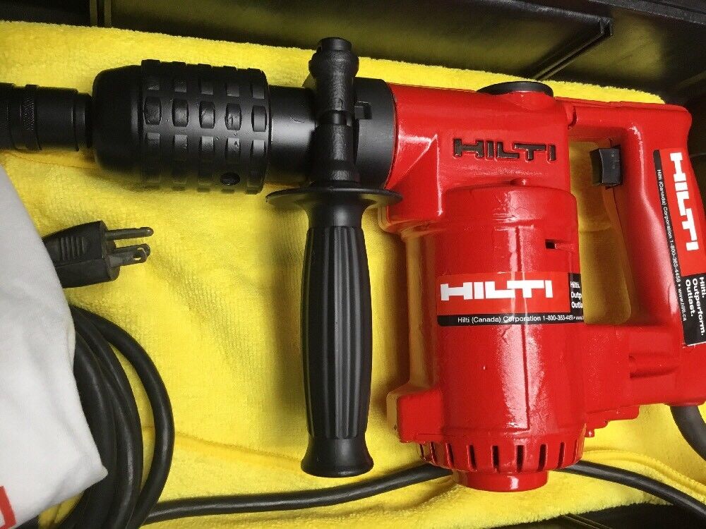 HILTI TE 17 HAMMER DRILL, PREOWNED, FREE KNIFE SET,  EXTRAS