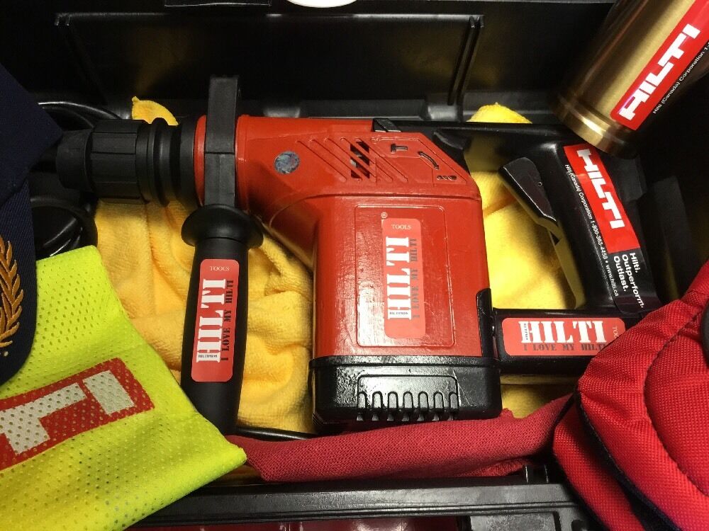 HILTI TE 15 HAMMER DRILL, PREOWNED