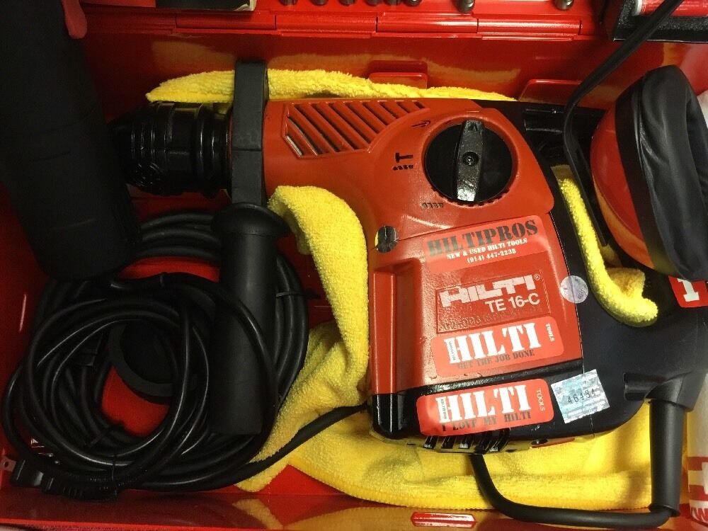 HILTI TE 16C DRILL, EXCELLENT CONDITION, WITH COMPLETE BITS SET,