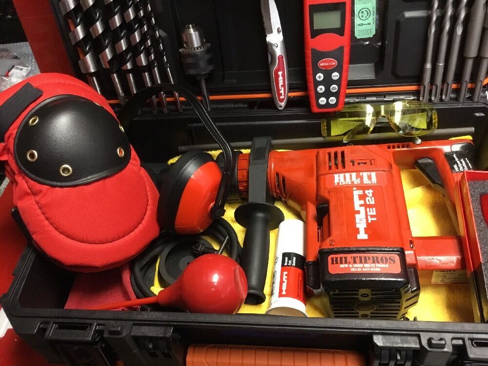 HILTI TE 24 , PREOWNED EXCELLENT CONDITION Free Bits Knife Hat Laser Vest