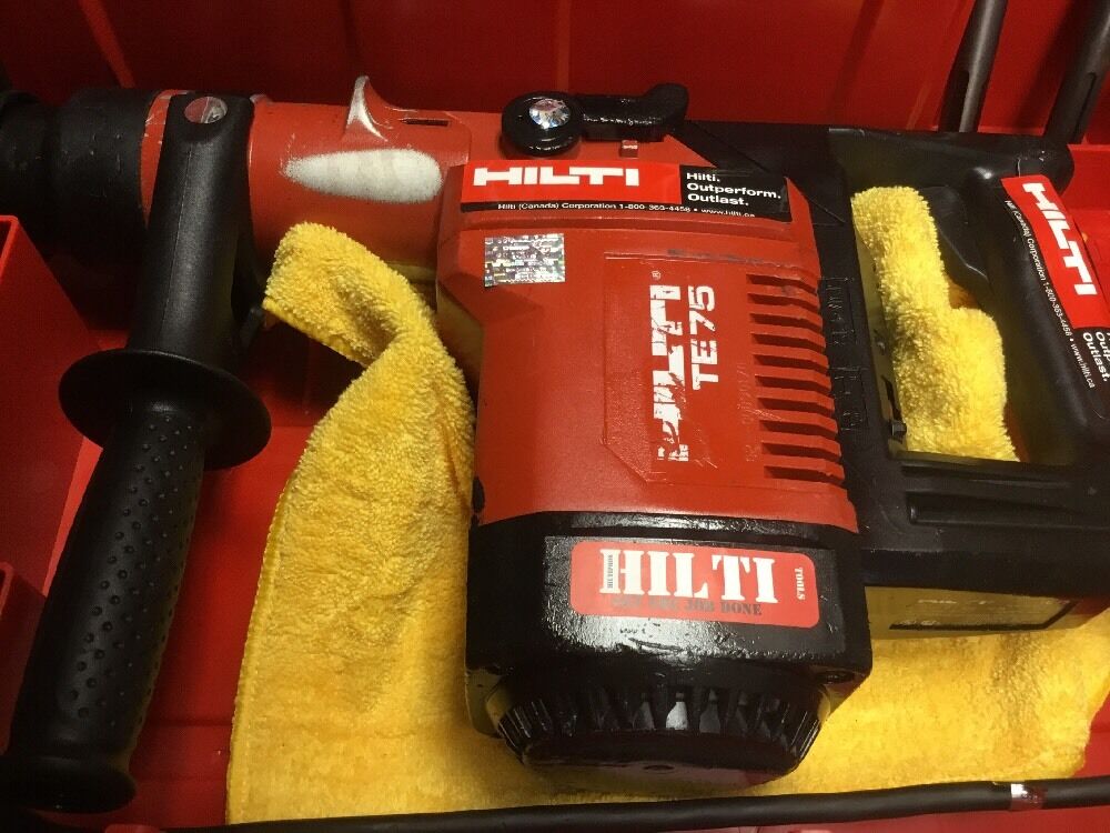 HILTI TE 75 HAMMER DRILL, PREOWNED, FREE BITS & EXTRAS