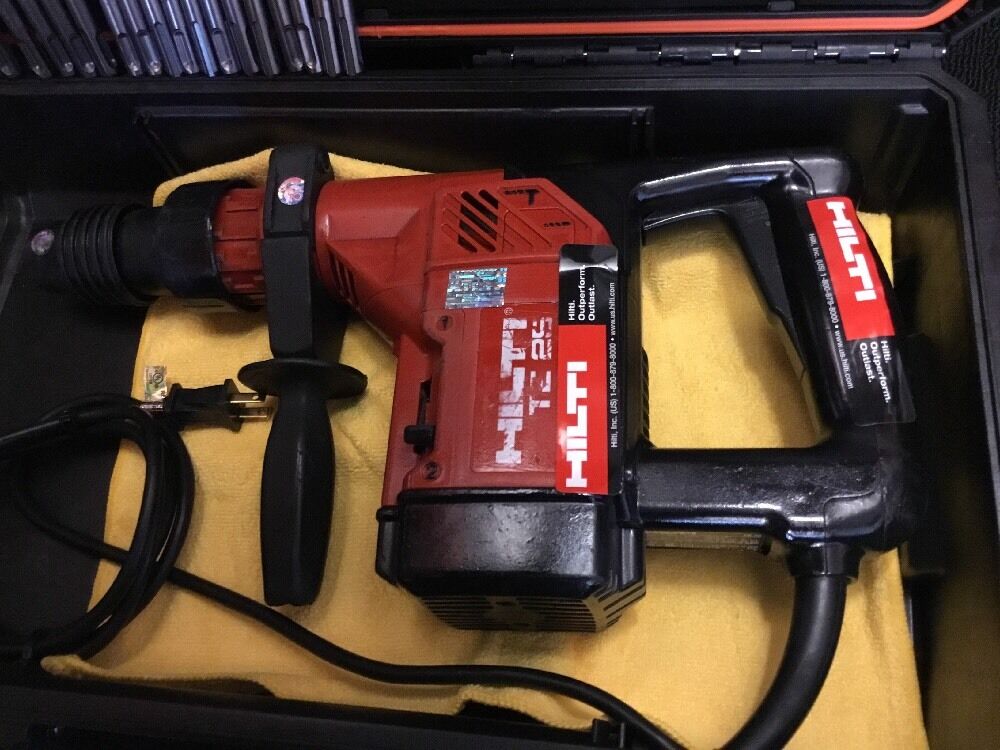 HILTI TE 25, PREOWNED, FREE GRINDER, BITS, A LOT OF EXTRAS