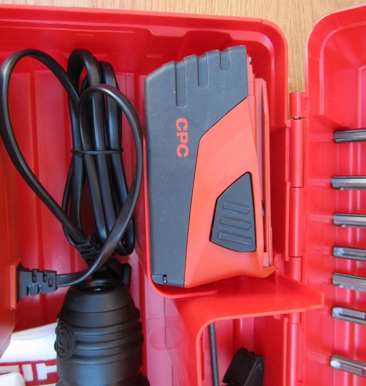 Hilti TE 4-A18 CPC Cordless Drill, BRAND NEW, FREE GRINDER, KNIFE