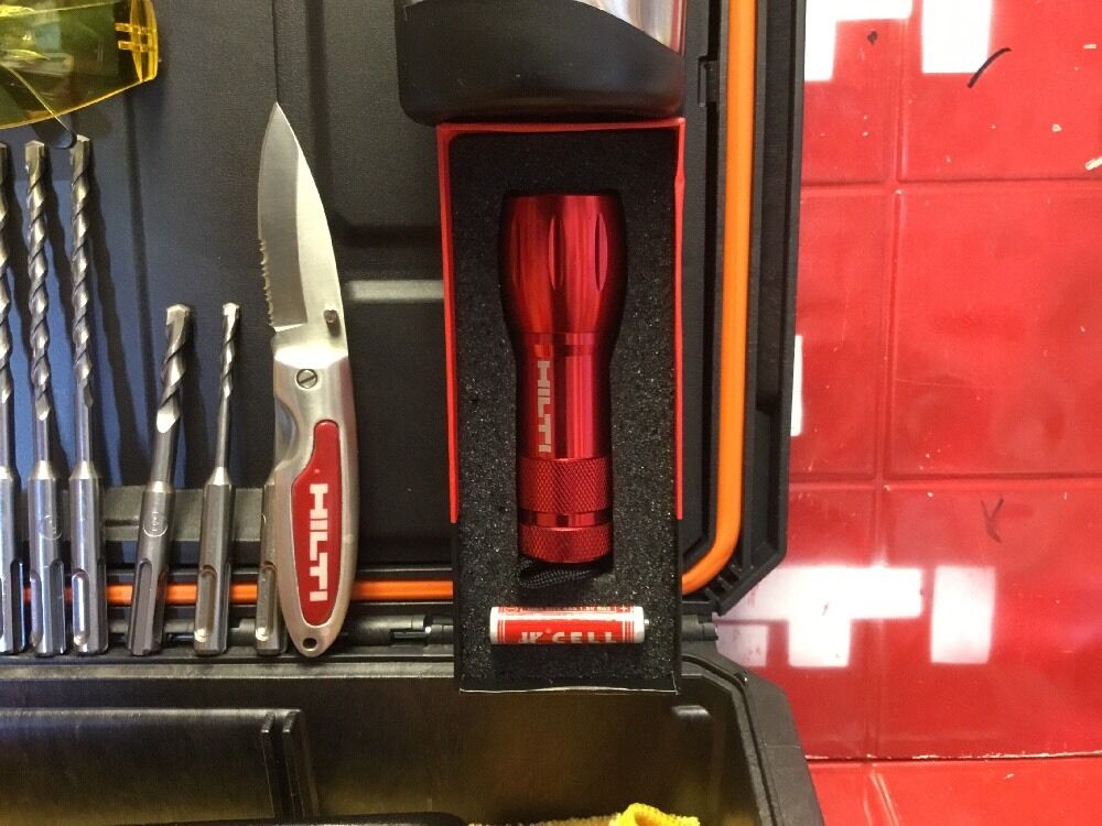 HILTI TE 15 HAMMER DRILL, FREE HILTI COFFE MUG, STRONG