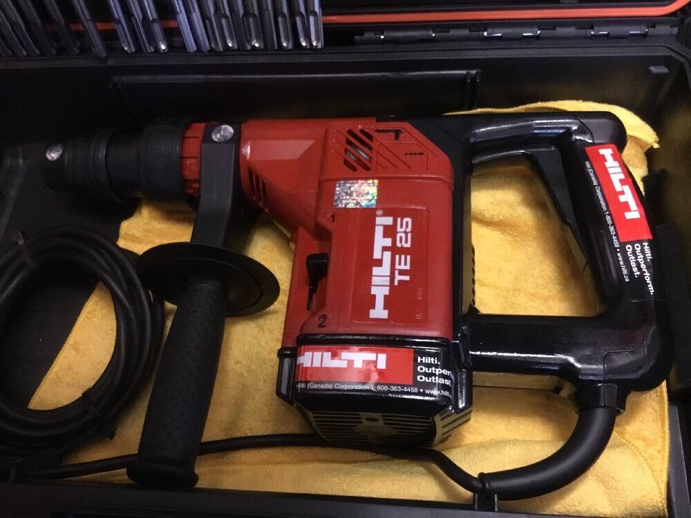 HILTI TE 25, PREOWNED, FREE THERMO, DRILL BITS, A LOT OF EXTRAS