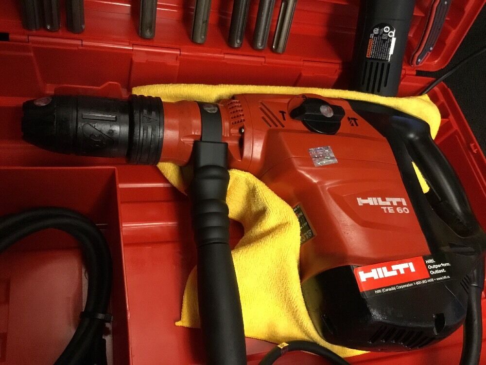 HILTI TE 60, GREAT CONDITION, STRONG, FREE ANGLE GRINDER AND EXTRAS