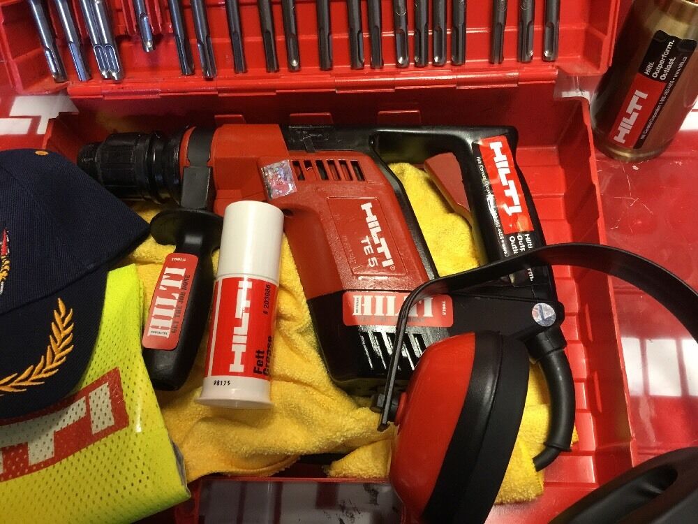 HILTI TE 5 HAMMER DRILL, FREE EXTRAS, LOADED BITS