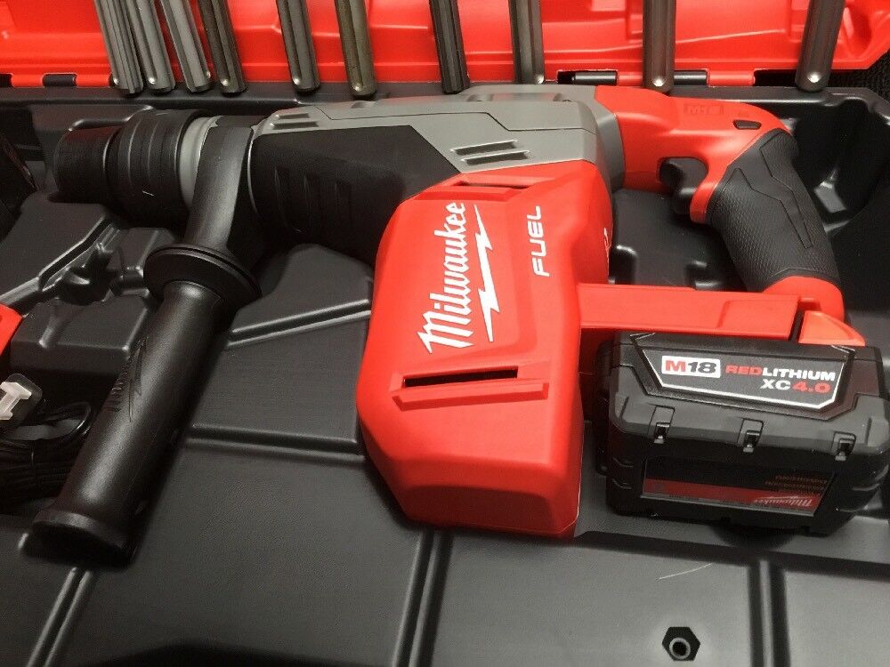 MILWAUKEE CORDLESS HAMMER DRILL, SDS MAX, FREE GRINDER, BUNCH EXTRAS, FAST SHIP