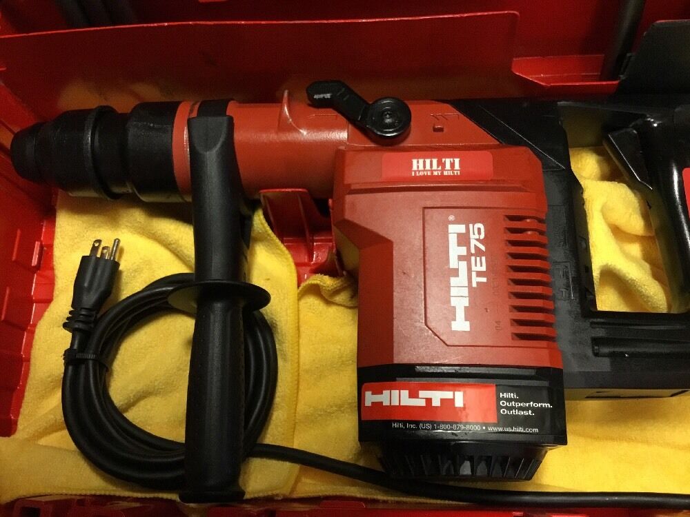 HILTI TE 75 HAMMER, GREAT CONDITION, FREE TABLET,  A LOT OF EXTRAS