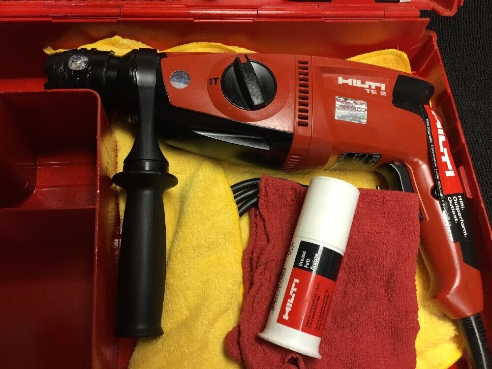 HILTI TE 2 DRILL, PREOWNED, FREE TABLET, BITS AND EXTRAS