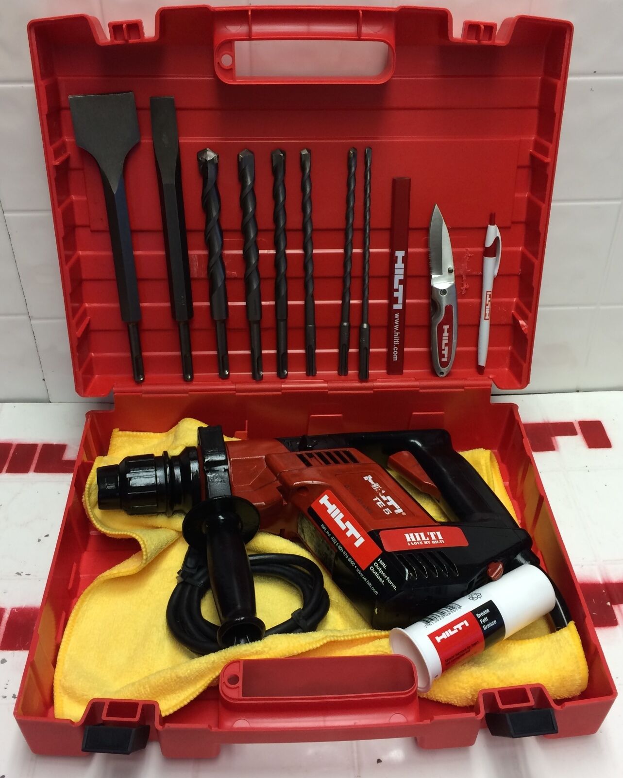 HILTI TE 5, PREOWNED, STRONG, FREE BITS, HILTI KNIFE, FAST SHIP