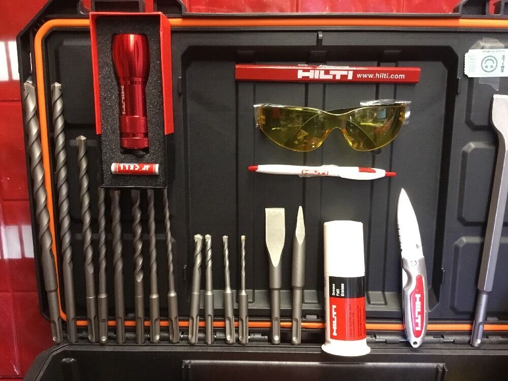 HILTI TE 30-C AVR, PREOWNED, STRONG, FREE DRILLS & CHISELS