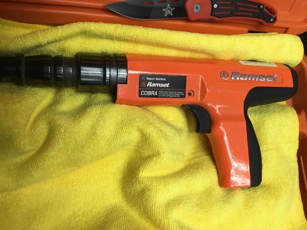 RAMSET COBRA SEMI POWDER ACTUATED TOLL, PREOWNED, FREE KNIFE SET, FAST SHIP