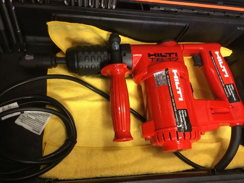 HILTI TE 17, PREOWNED, FREE LASER METER, BITS, A LOT OF EXTRAS,