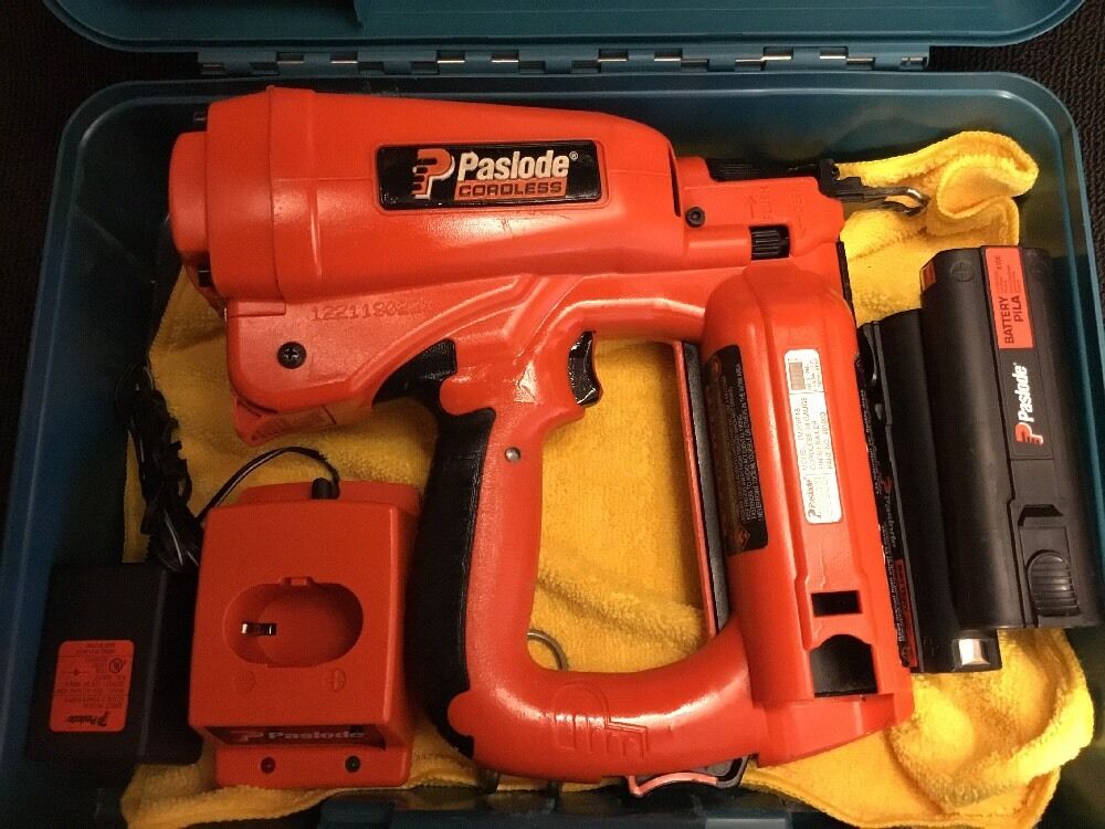 PASLODE CORDLESS 18G PREOWNED, FREE THERMO AND EXTRAS, FAST SHIP