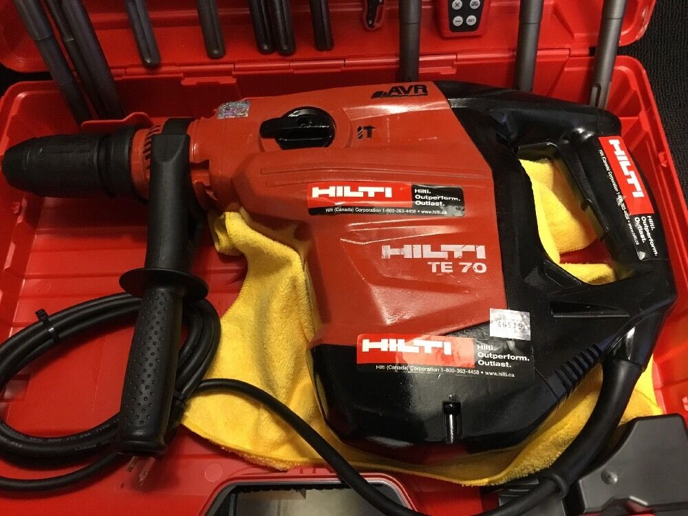 HILTI TE 70 AVR, PREOWNED, FREE LASER METER, BITS , CHISELS