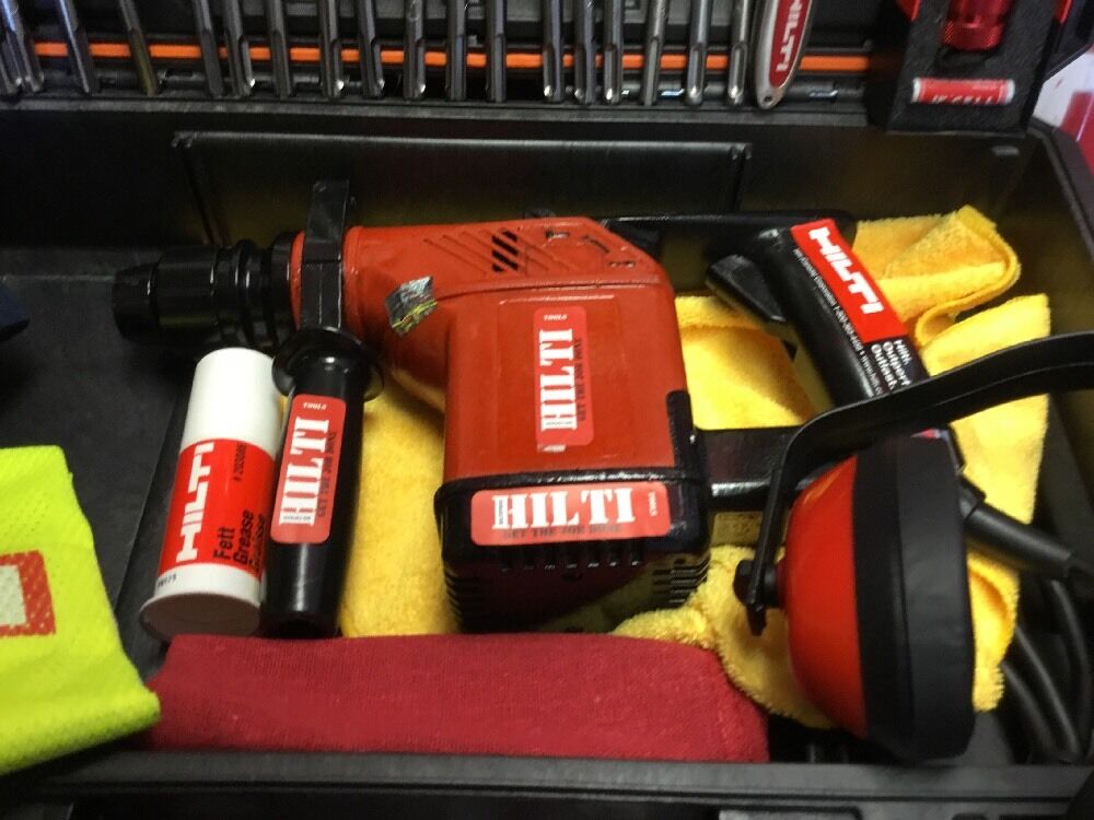 HILTI TE 15 HAMMER DRILL, FREE HILTI COFFE MUG, STRONG