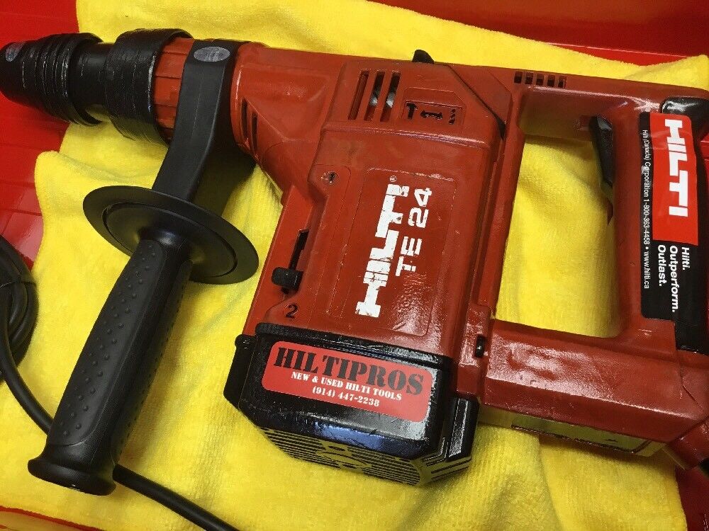 HILTI TE 24 HAMMER DRILL, PREOWNED, FREE KNIFE SET, EXTRAS,