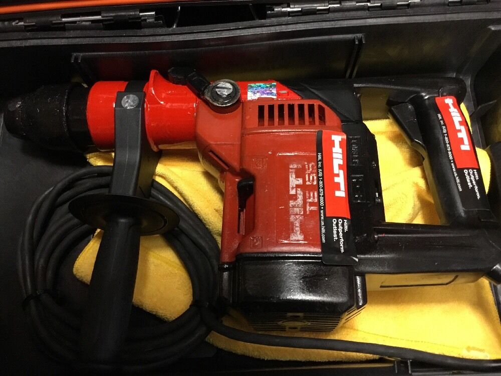 HILTI TE 55 HAMMER DRILL, PREOWNED, FREE THERMO, A LOT OF EXTRAS, FAST SHIP