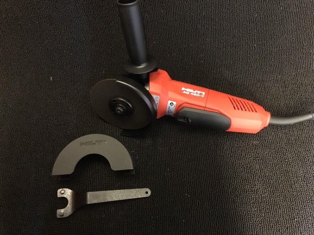 HILTI AG 450-7D ANGLE GRINDER, BRAND NEW, FREE EXTRA ITEMS,