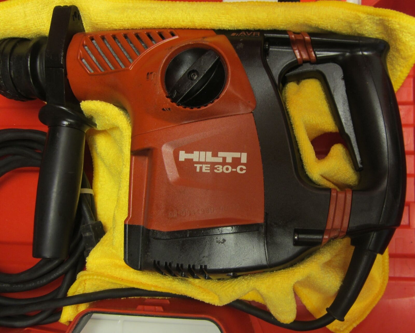 HILTI TE 30-C HAMMER DRILL, GREAT CONDITION, FREE BITS, CHISELS