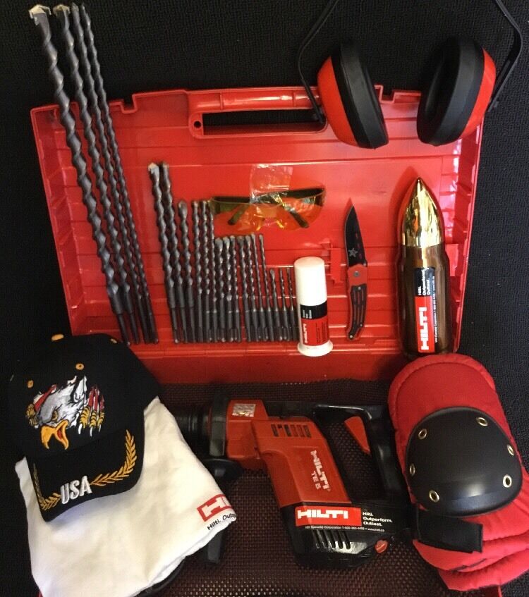 HILTI TE 5 PREOWNED, FREE THERMO, BITS, A LOT OF EXTRA ITEMS