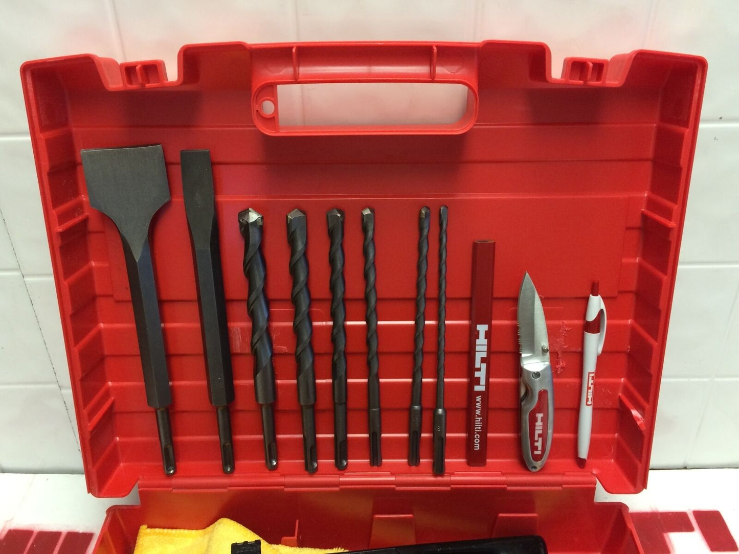 HILTI TE 5, PREOWNED, STRONG, FREE BITS, HILTI KNIFE, FAST SHIP